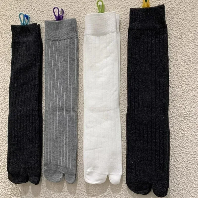 جوارب لوليتا قطنية عالية الفخذ - مراجعة Toe Sock Split وسعره